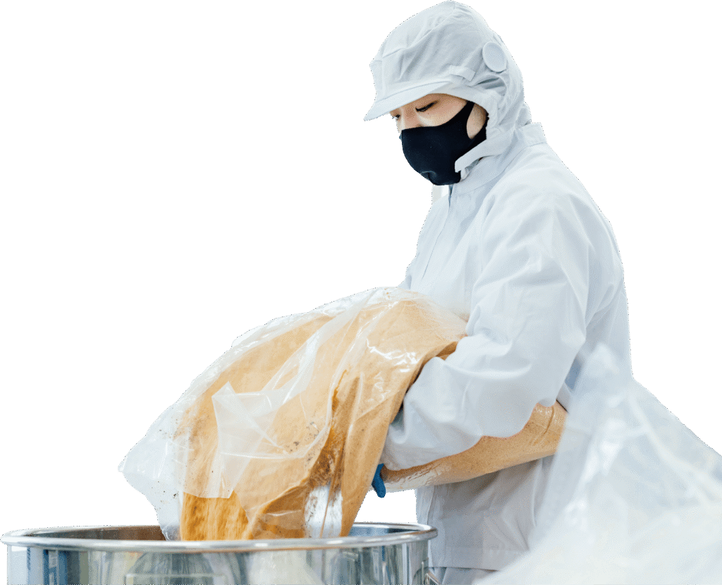 工場で働く社員